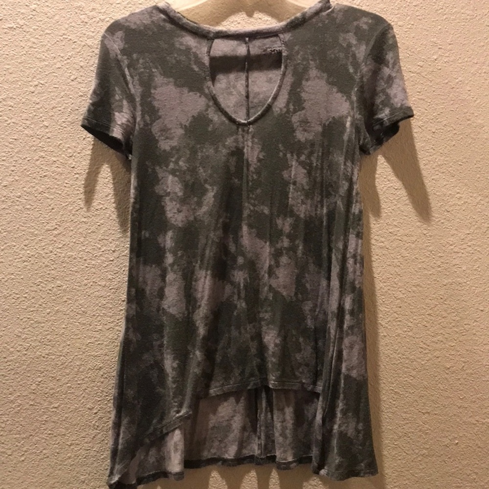 Mudd keyhole chocked tee